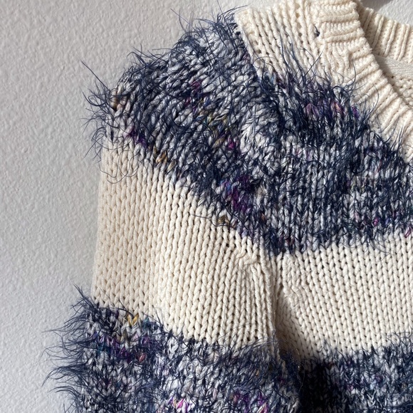 Textured “eyelash” sweater from Anthro - Picture 2 of 3